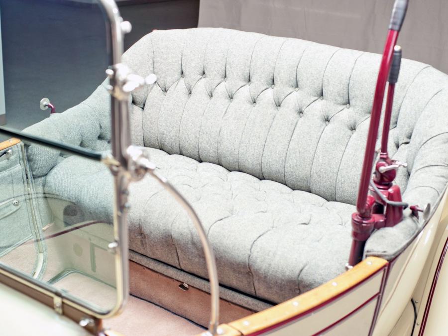  Detroit Electric Model 46 Cape Top Roadster 1914 года  (фото 26 из 26)